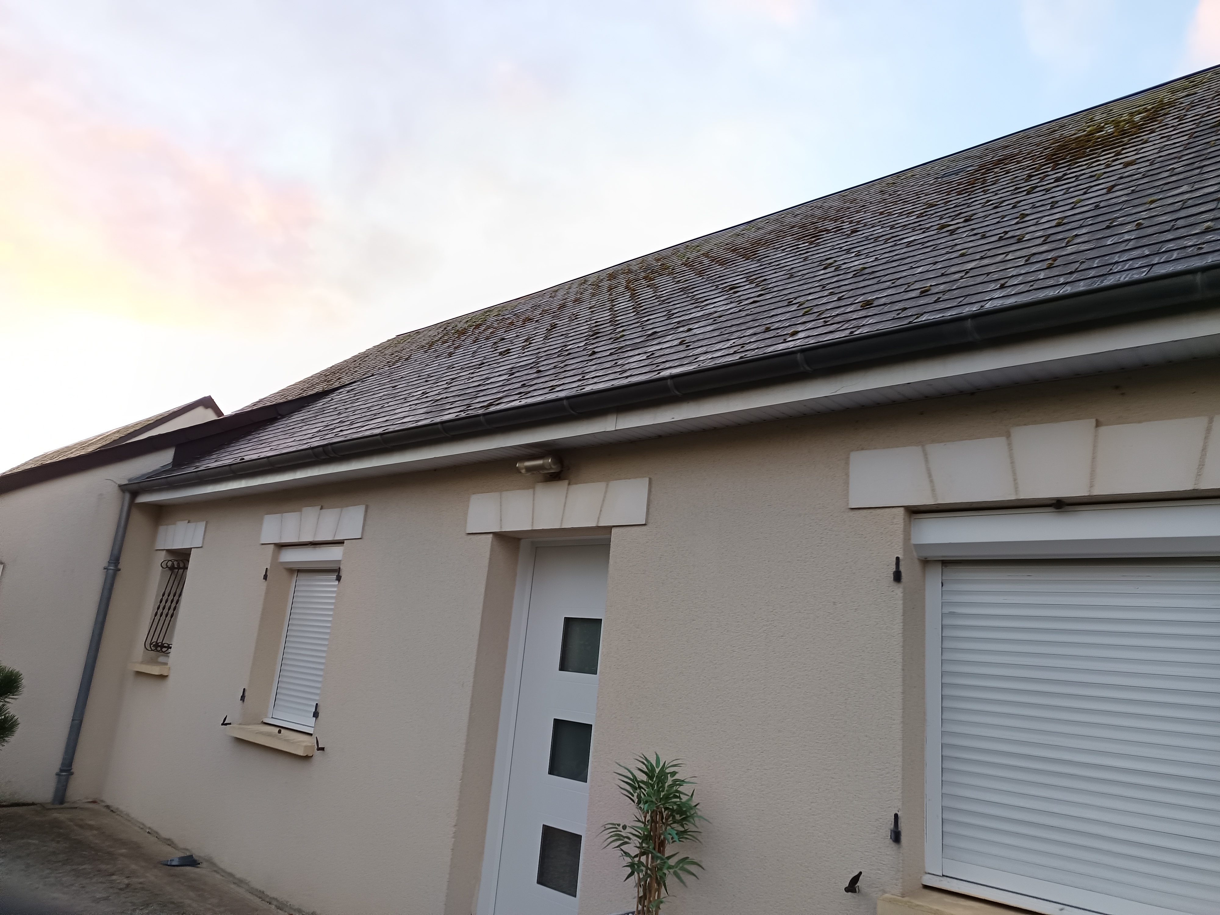 Démoussage toiture Joué-lès-tours